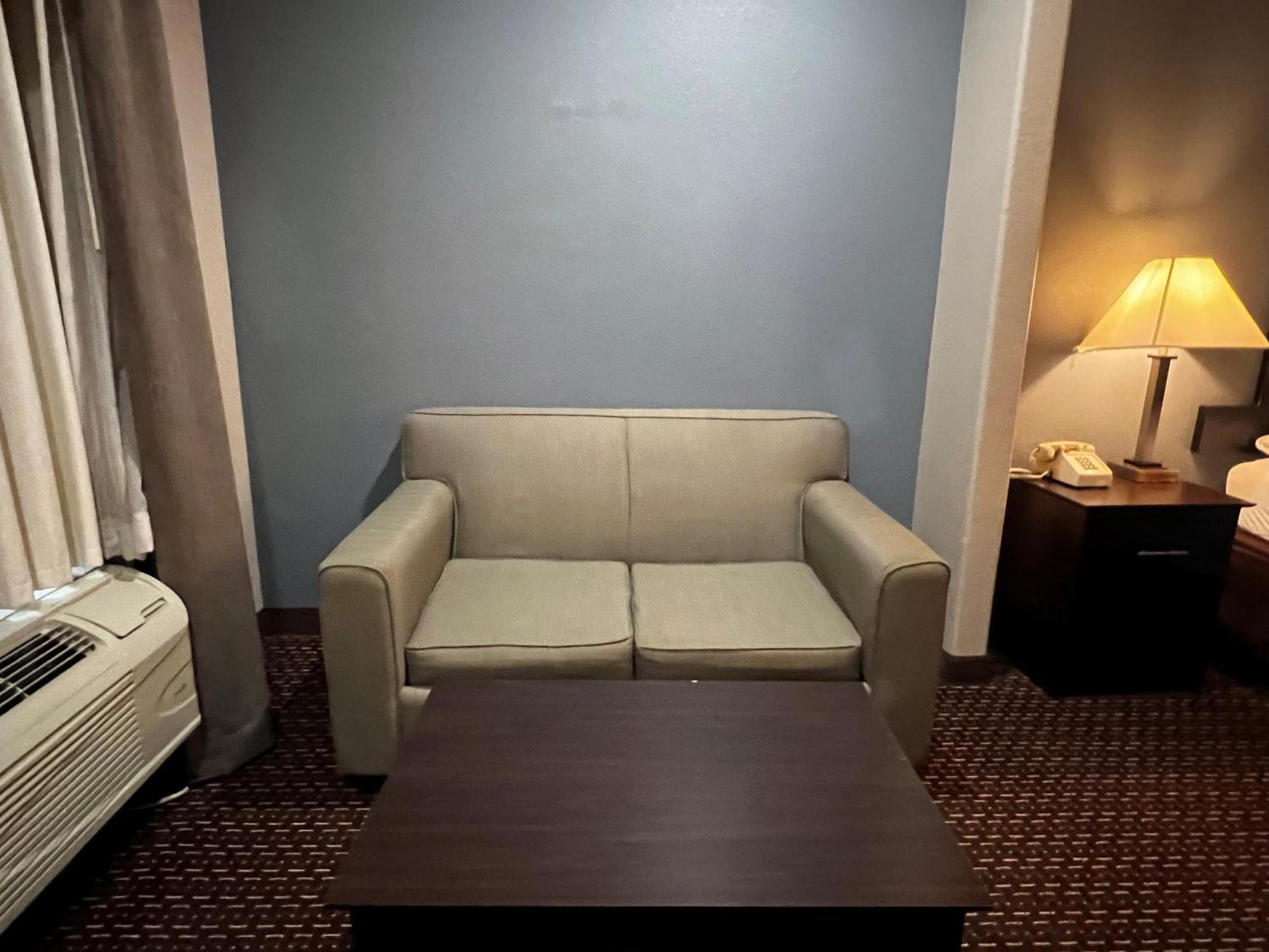 Super 8 By Wyndham Center Motel Kültér fotó