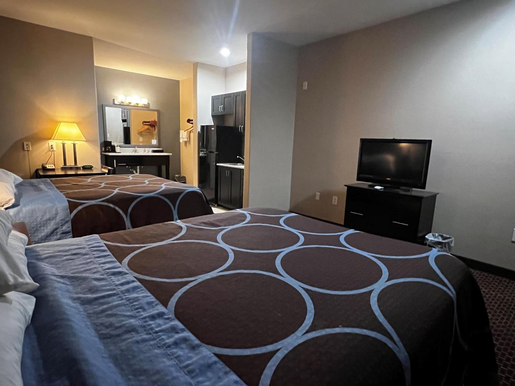 Super 8 By Wyndham Center Motel Kültér fotó